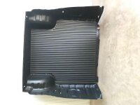 Mitsubishi Laderaumwanne L169 MZ314287