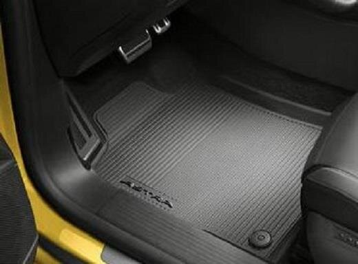 Opel Astra OV5 Gummifußmatten Vorne +Hinten