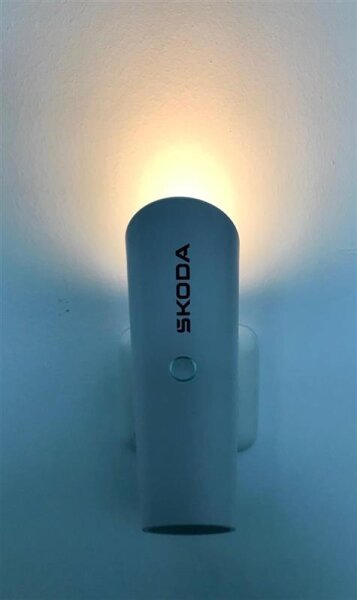ŠKODA Agent C Spotlight Wallcharger SWC100 3-stufig Licht  USB-Schnellladegerät
