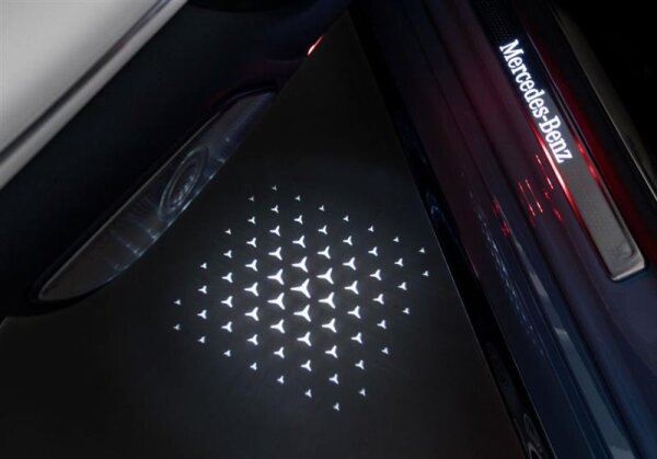 Mercedes-Benz LCD-Projektor GLE GLS G-Klasse mit animiertem Mercedes-Benz Pattern