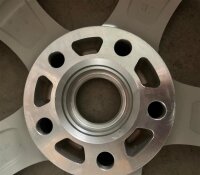 1x Original Alufelge Audi Q3, VW Tiguan 7.0Jx16H2 ET37 Autec KBA46388
