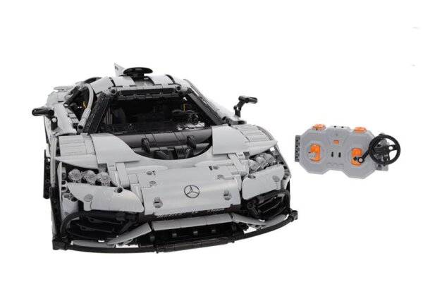 Mercedes-Benz AMG ONE Klemmbaustein R/C Modell C298 weiß CaDa 1:8