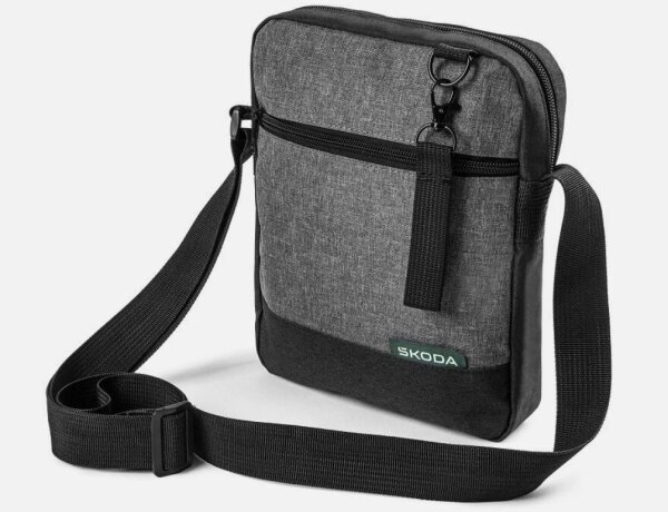 Skoda Umhängetasche aus recyceltem und wasserabweisendem RPET Material
