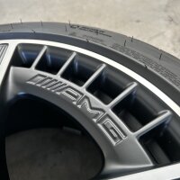 Mercedes AMG Radsatz 20 Zoll mit Michelin Pilot Alpin 5 Winterreifen DOT 3822