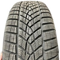 1x Winterkomplettradsatz Goodyear UltraGrip 215/65 R16...