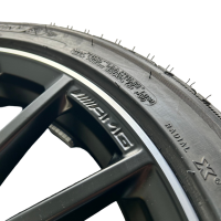Mercedes-Benz AMG 20 Zoll Winter-Komplettrad Vorderachse rechts – 265/40 R20