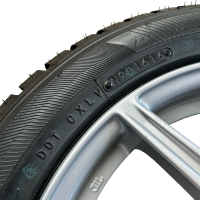 Radsatz Toyo Tires Snowprox S953 195/50 R16 88H DOT 1616 + Alufelgen Swift Sport