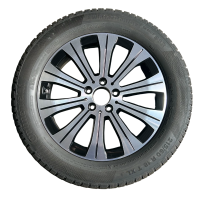 Mercedes-Benz Winterkomplettradsatz  215/60 R18 6,5Jx18H3 EQA DOT 4121 Gebraucht