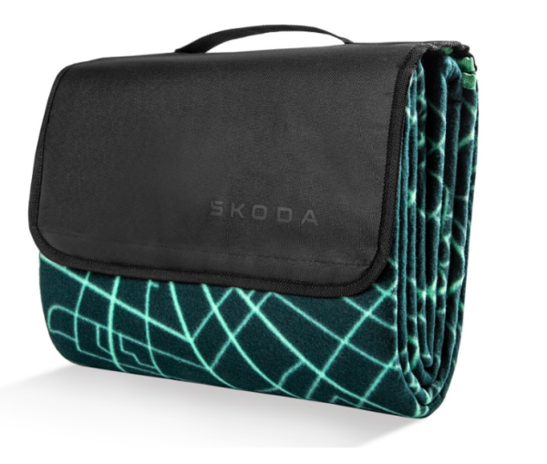 Škoda Reisekissen 2-in-1 Reisedecke Kissen Fleecedecke Kopfkissen, grün